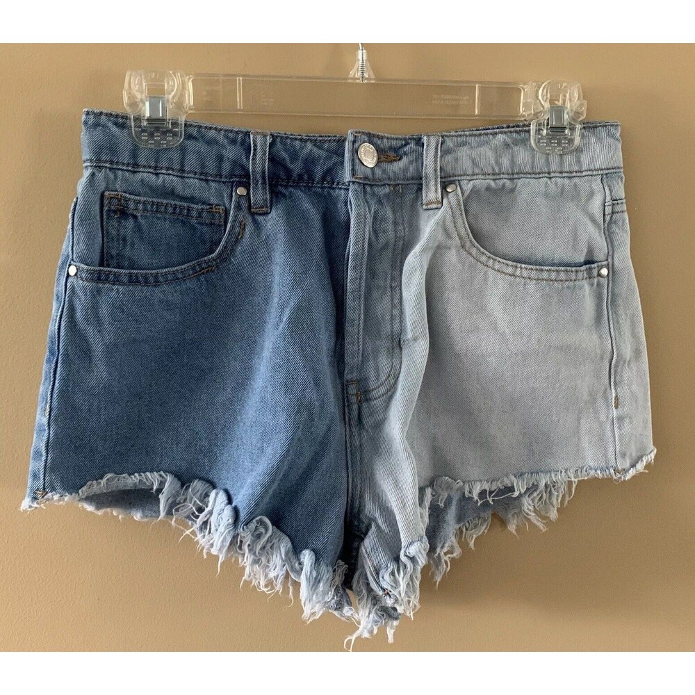 Indigo Rising Women’s Denim Jean Shorts Two Toned Size 5 Distressed Mid Rise